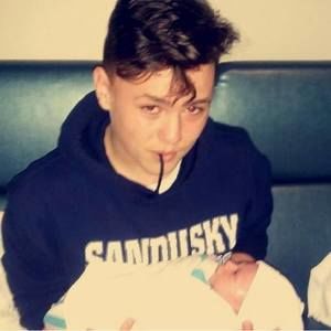 Meet your Posher, Kyle